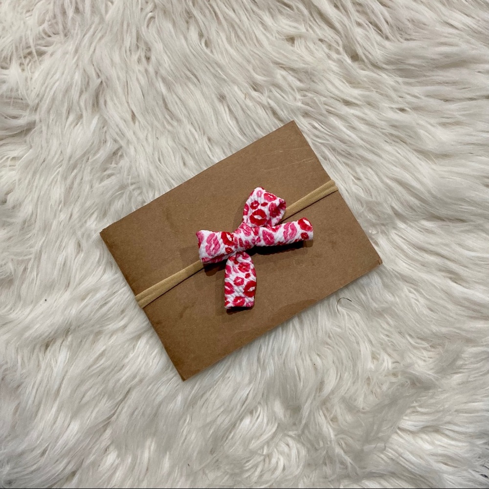 Valentine’s Special Simple Bow on Nylon or Clip In